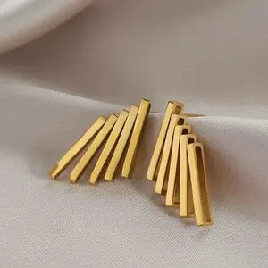 Gold-Tone Linear Earrings - Modern Minimalist Design for Everyday Wear