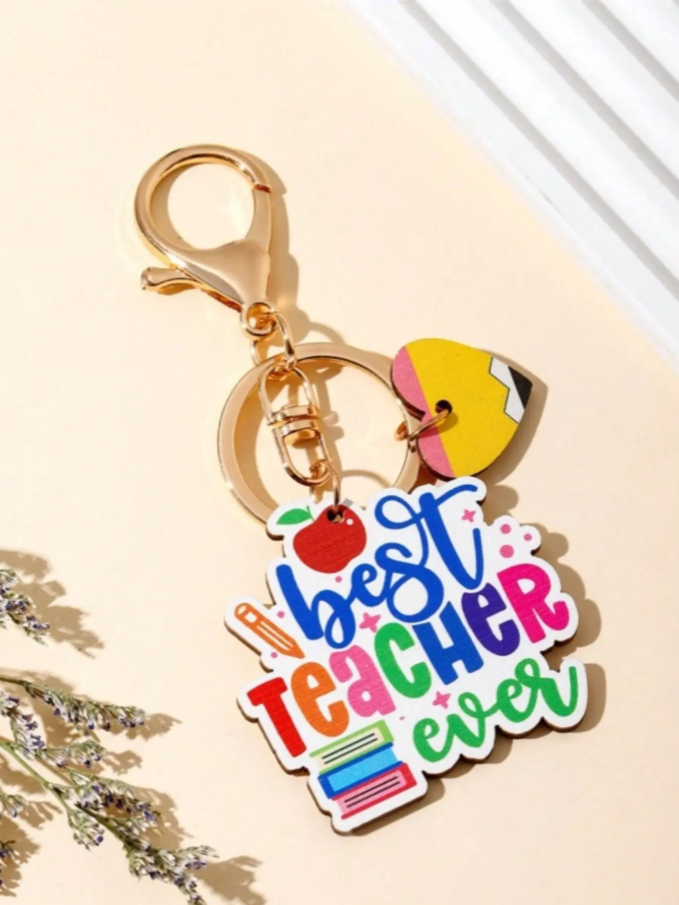 Unisex Teacher Wooden Pencil Keychain, Creative Heart Tassel, Colorful Geometric Shape, Teacher's Day Gift, Backpack Charm, Heart Design Keychain, Cute Keychain, Key Chain Decorations