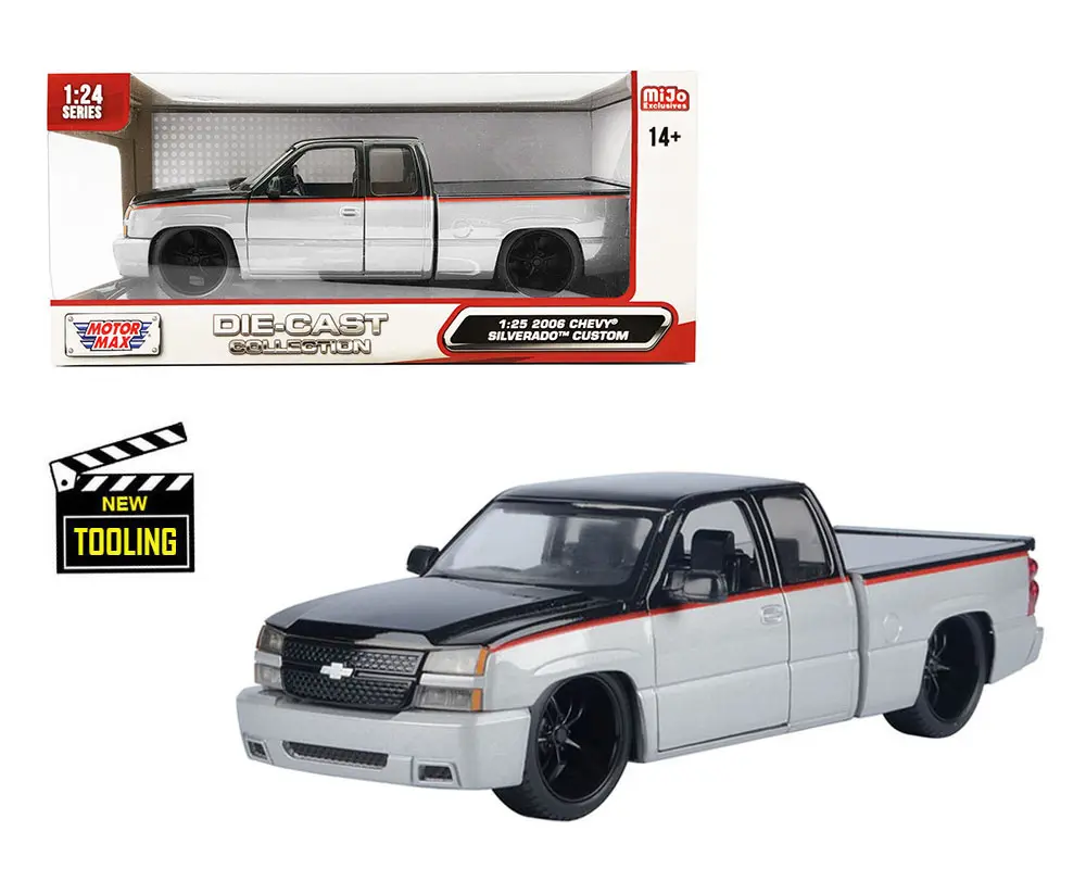 Motormax 1:25 Chevy Silverado Extended Cab 2006 Custom Silver with Black Two-Tone Diecast Model Car Collectible Truck