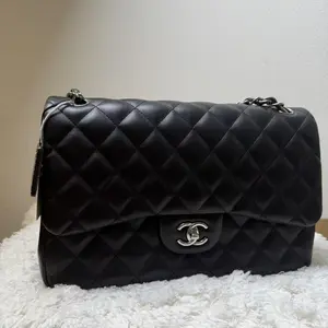 Pre-owned CHANEL Lamb Skin Crossbody Bags Classic Jumbo Double Flap Bag