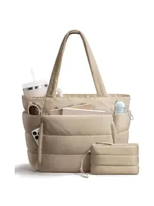 Fashion fluffy texture one-shoulder tote bag, niche lightweight practical joker shoulder bag, minimalist multi-layer pocket design, personalized daily commuting one-shoulder tote bag, quilted puffer bag, suitable for student party office workers.