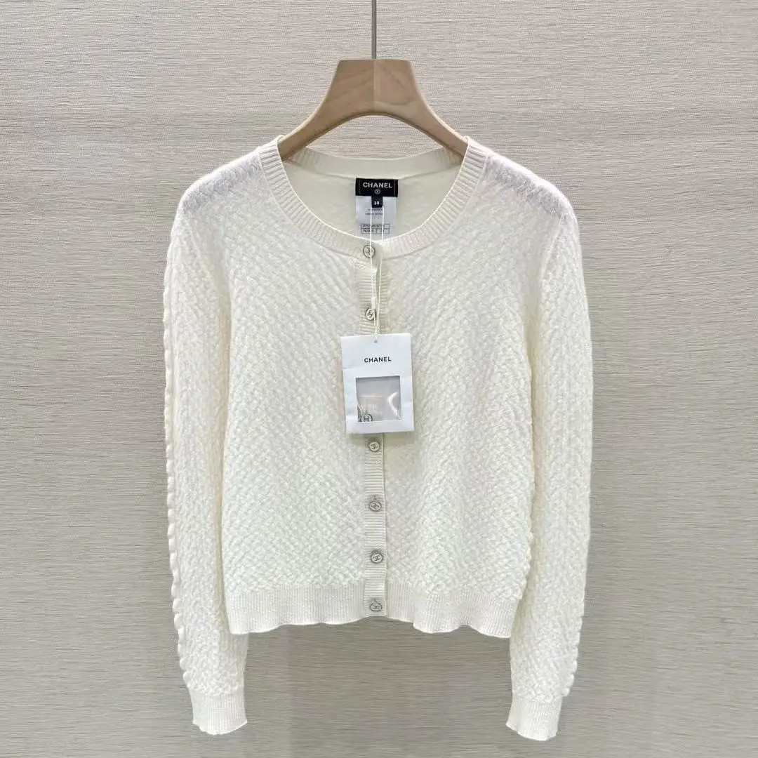 Pre-owned Women's Chanel 23A Cream White Cashmere Long Sleeve Knit Top Knitwear, Style 102087, Women's Fashion Clothes