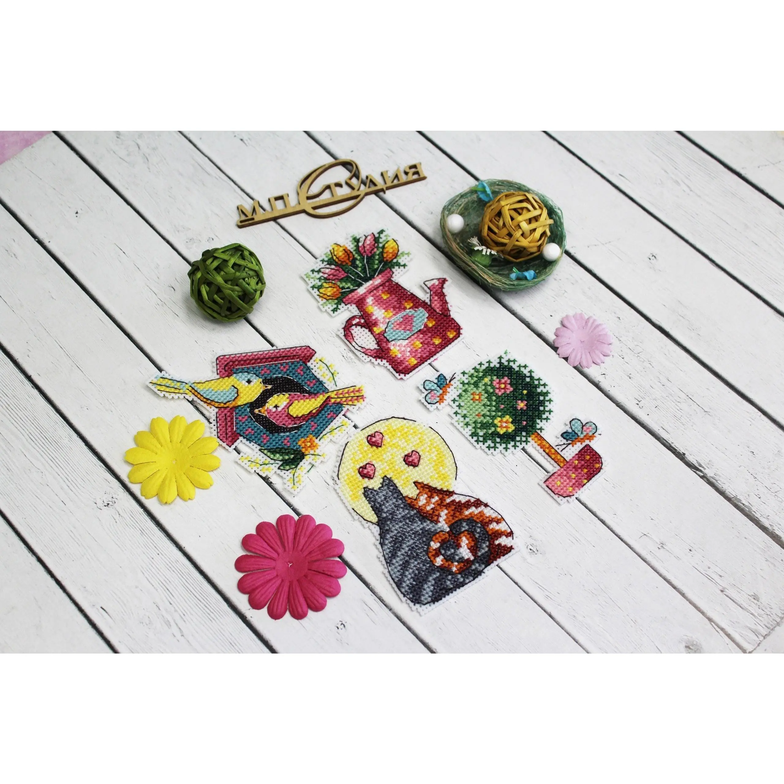 Spring. Magnets SR-578  Plastic Canvas Counted Cross Stitch Kit
