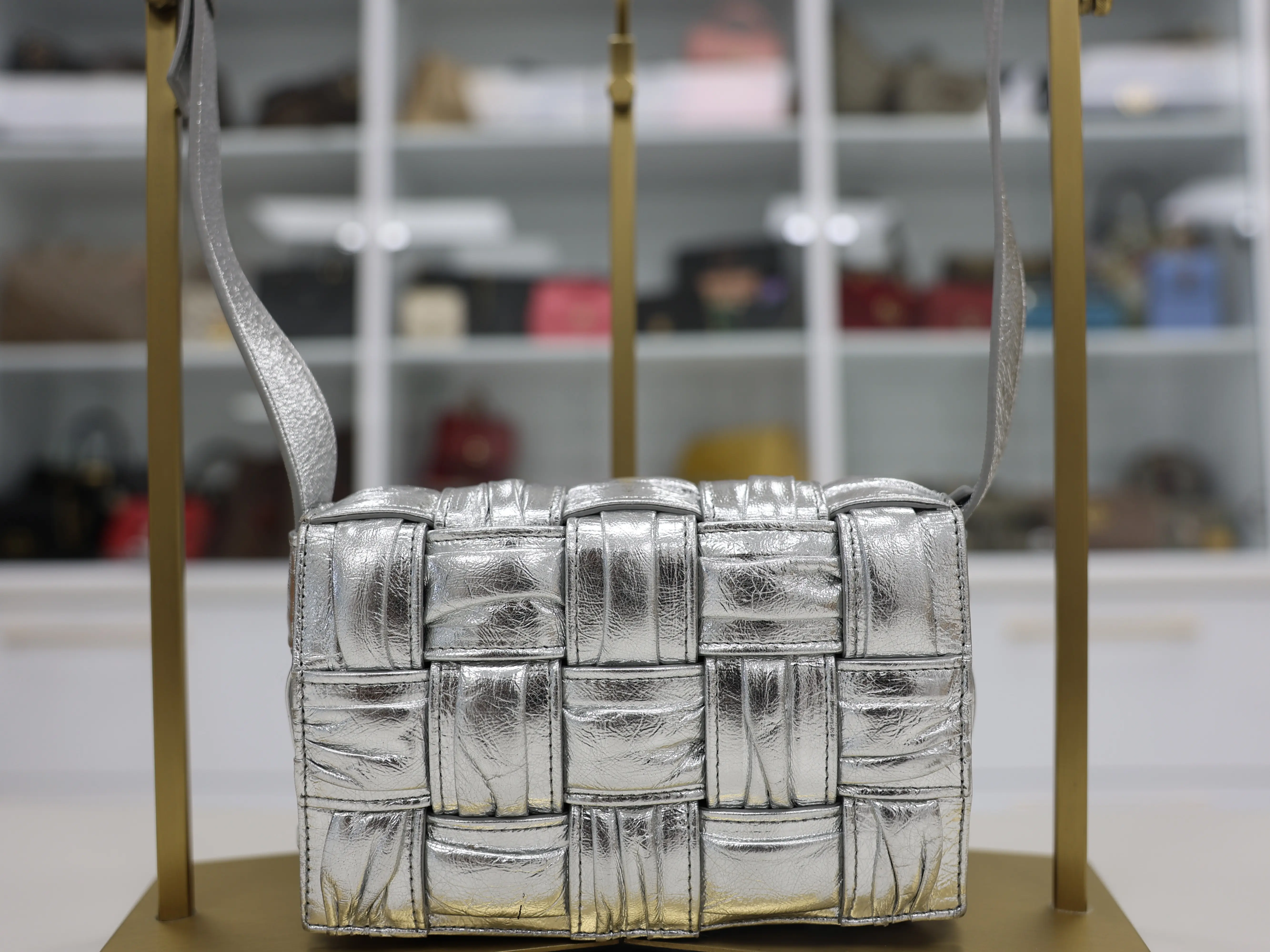 Pre-owned Bottega PLISSE LEATHER Crossbody Bags VENETA SMALL CASSETTE CROSSBODY IN METALLIC SILVER
