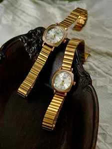 1 new gold fashion simple small exquisite gold stainless steel women's watch business casual elegant retro style waterproof female quartz watch suitable as a holiday gift Vintage Quartz Watch Quartz Wristwatch Water Resistant Wristwatch