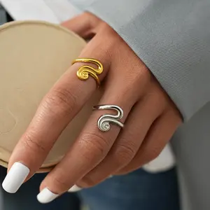 1pc 18K Gold Plated Stainless Steel Geometric Line Open Ring Minimal Modern Chic Jewelry for Women Perfect for Art Exhibition Evening Gathering Gift for Girlfriend Mom Friend Gold-Plated Striped Couple Stacking Minimalist