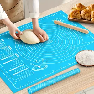 Food-Grade SiliconeBaking and Kneading Mat, Non-Slip Rolling Mat with Scale Markings, Reusable Non-Stick Pastry Mat, Heat Resistant and Easy to Clean, Kitchen Tool for Home and Commercial Use, Kneading and Cooking Mat for Baking Bread, Cookies and Candies