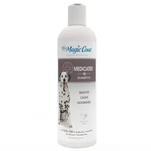 Four Paws Magic Coat Medicated Dog Shampoo 16 oz