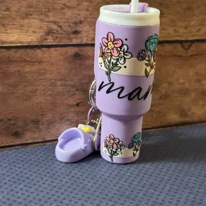 Mama Tumblr Keychain Purple Floral Design with Heart Charm and Flower Accents for Everyday Use