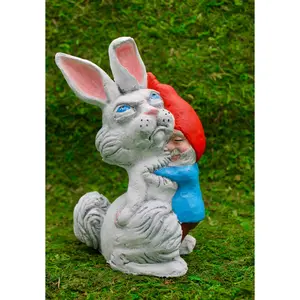 Zombie Gnomes: Gnome Personal Space
