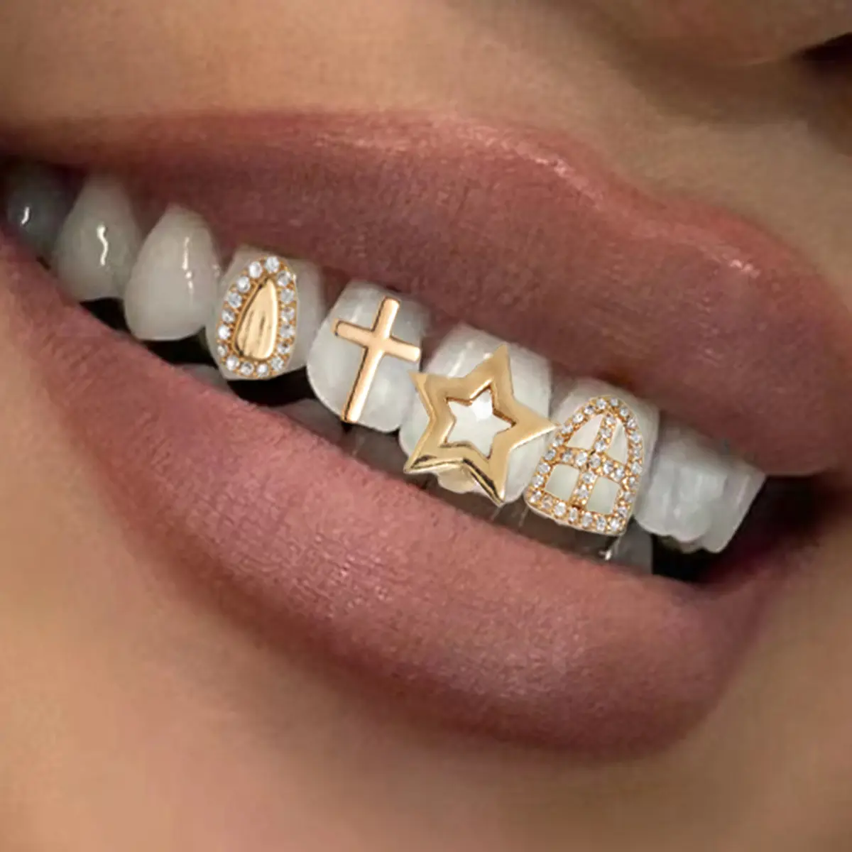 Hip-hop Iced Out Grillz with Full Zirconia, Cross and Hollow Star Design, Fashionable Dental Jewelry xy-2363