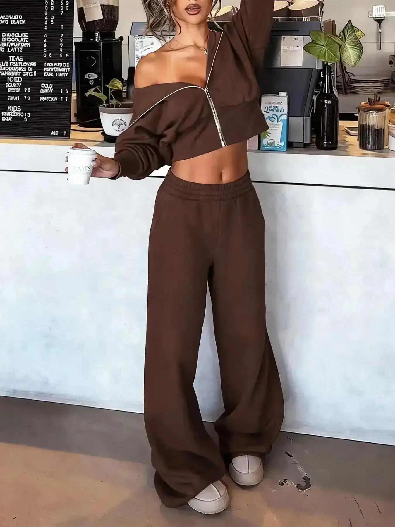 Sleek Women Croped Hoodie & Pants 2 Piece Set Casual Sweatsuit Street Wear Daily Outift Athleisure Tracksuit Streetwear Airport Outfit, Comfort, Coord Set, Soft Cushioned Breathable Fit Casual Trendy