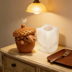3D Acorn House Silicone Candle Molds - Squirrel Animal Themed DIY Scented Candle Plaster Making Mold for Home Decor, Gifts, Aromatherapy Candles, Soap, Resin Crafts