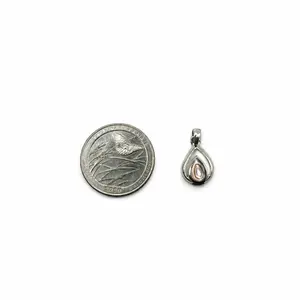 Women's Natural Shell Abalone Pendant - Dainty Handcrafted Elegant Pendant Design Necklaces, Daily Funky Unique Costume Jewelry Accessory