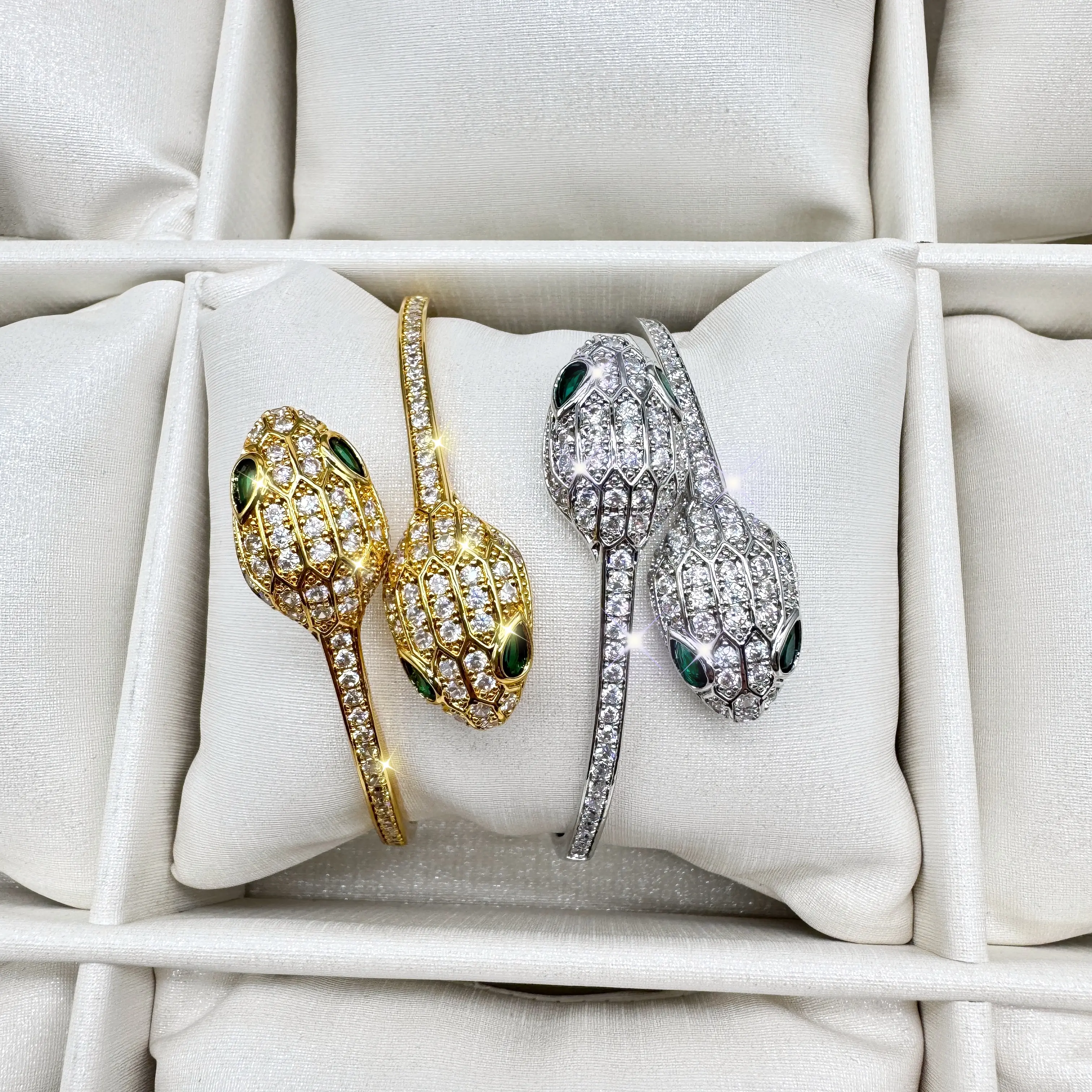 Snake-shaped open-front bracelet, stylish with diamond-embellished design, adjustable size, suitable for parties and everyday wear.
