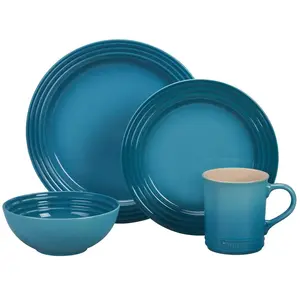 Le Creuset 16 Piece Dinnerware Set