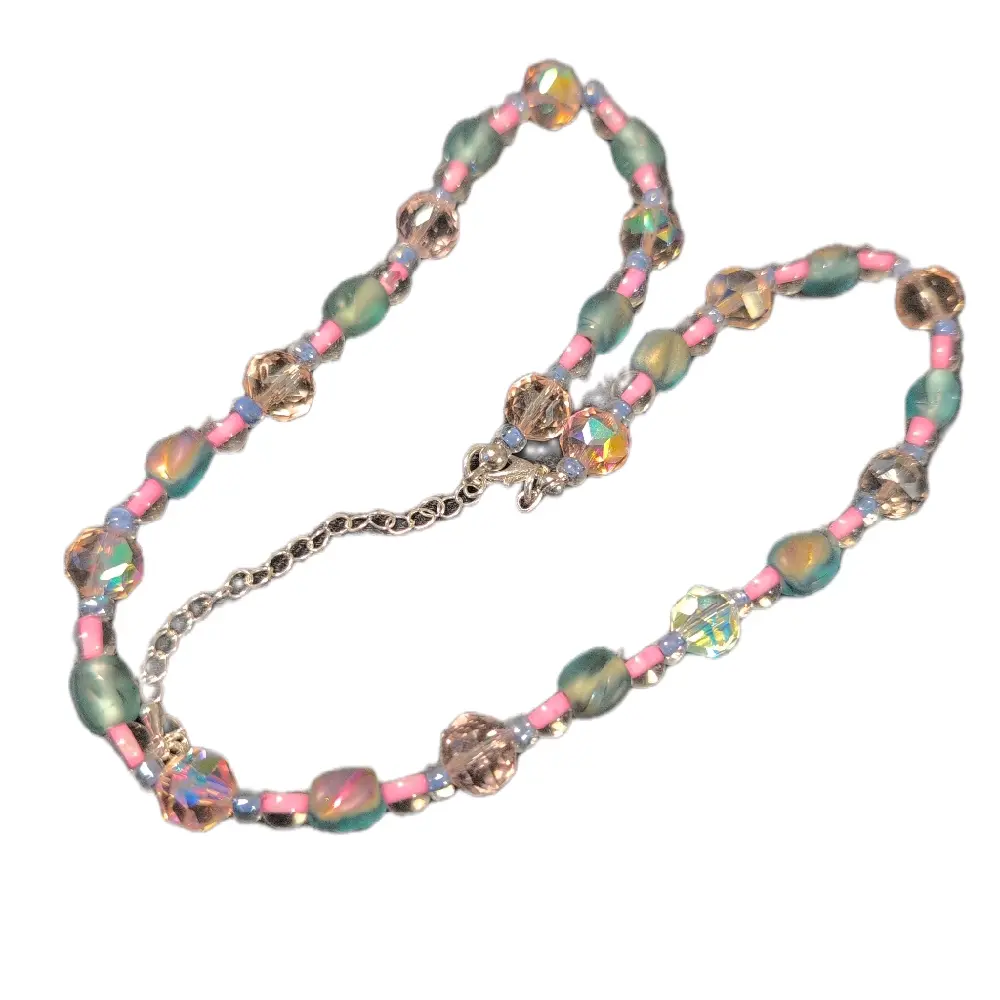 Gleaming twilight necklace