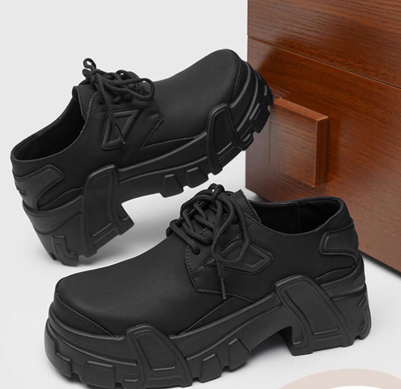 Chunky Derby Shoes Men's All-Black｜Mecha Design Matte Leather Dark Streetwear Outfits