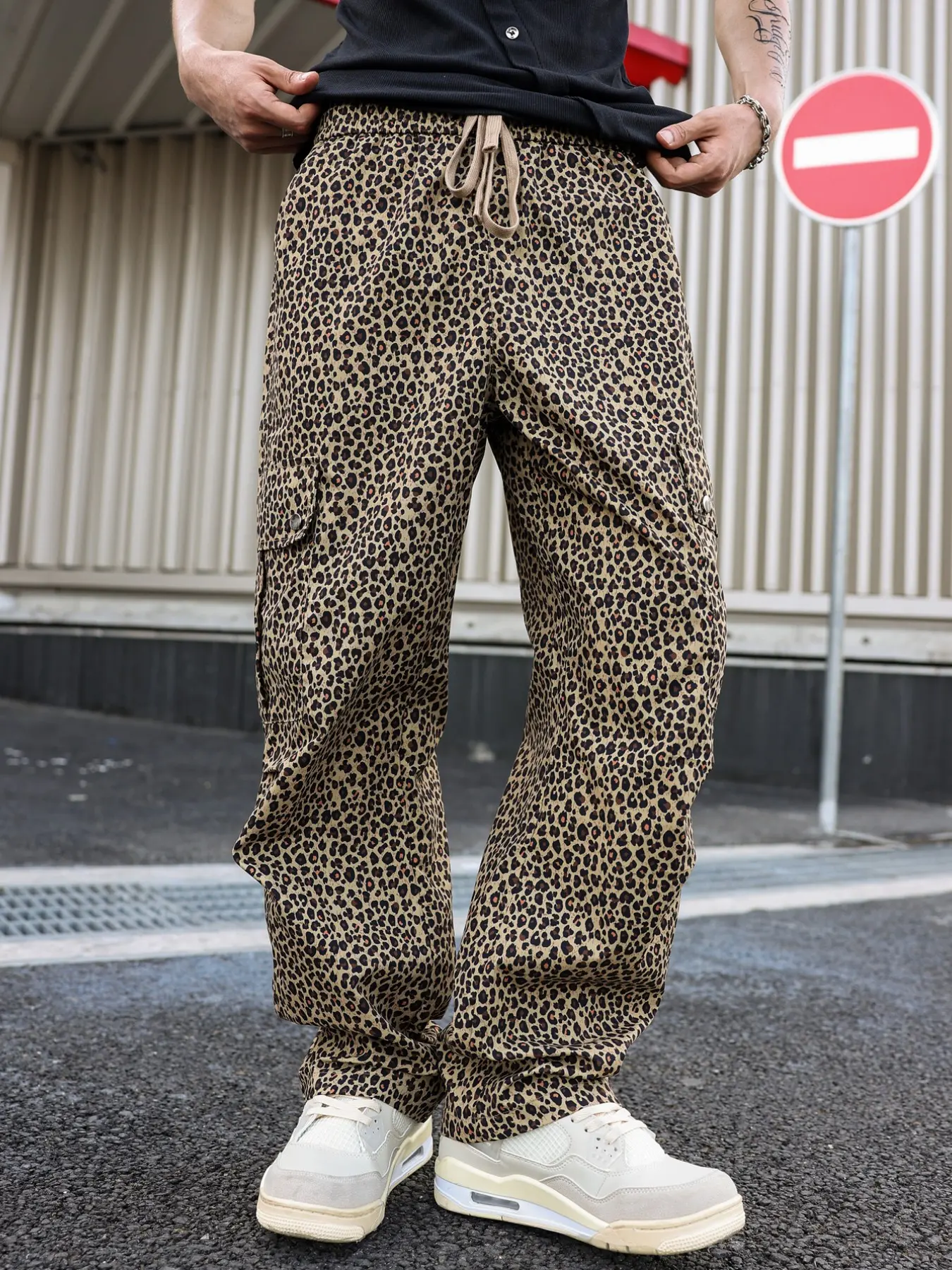 Men's American Leopard Print Cargo Pants, Drawstring Waist Multi-Pocket Design, High Street Vintage Straight Leg Casual Pants, Fashion Casual Trousers, Casual Sporty Trousers