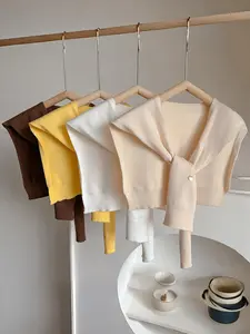 Ladies Solid Color Knitted Shawl, Soft Warm Shawl, Trendy Solid Shawl, Versatile Fashionable Accessory with Decorative Faux Collar, Ideal for All Seasons and Air Conditioning