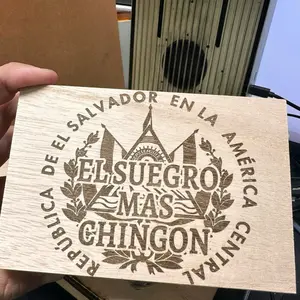 El Suegro Mas Chingon El Salvador Shot Glass Set with Graphic, Wooden Box Packaging, Ceramic Coffee Mug - Custom Father's Day Gifts for Dads, Unique Kitchenware Drinkware Cup