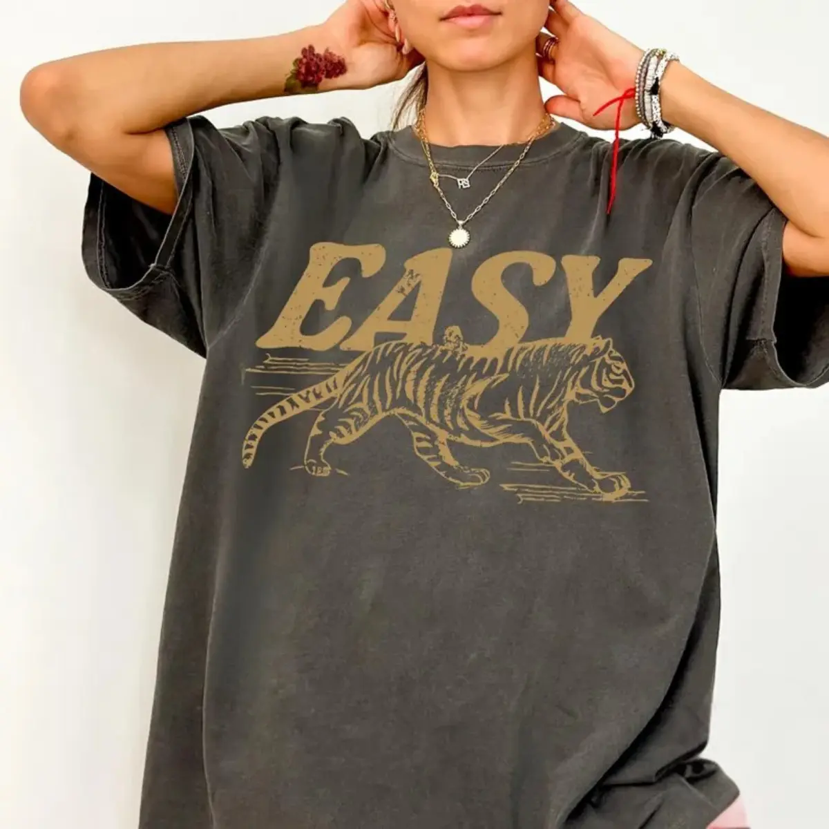 Easy Tiger T-shirt, classic ripped tiger style, oversized retro tiger T-shirt, trendy grunge indie boho T-shirt.