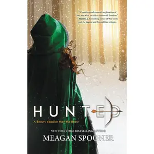 Hunted by Meagan Spooner [Paperback Book]