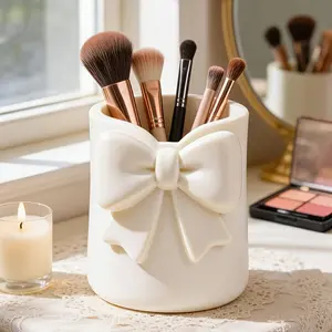 Bowknot Makeup Brush Organizer 3D Pen Holder Bathroom Storage Bucket Lipstick Eyeliner Organizer with Smooth Lines Luxury Style