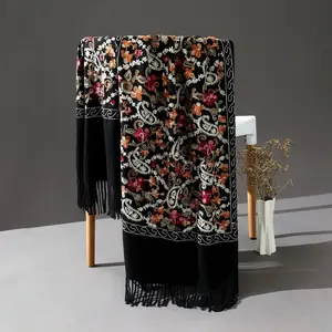 Autumn Winter Nepal Imitation Cashmere Embroidered Paisley Ethnic Style Scarf for Women Yunnan Lijiang Tibetan Shawl