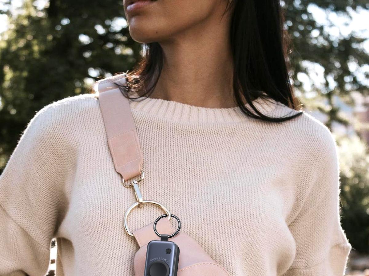 INIU P81 SnapGo Mini 5000mAh Power Bank with Built-in USB C Cable & Keychain for Apple Watch Ultra SE 2/3 Series iPhone Air 8 ~ 17 Airpods Series 20W Fast Charging Lightweight LED Display Portable Charger EDC Travel Battery Pack Phone Charger Perfect Gift