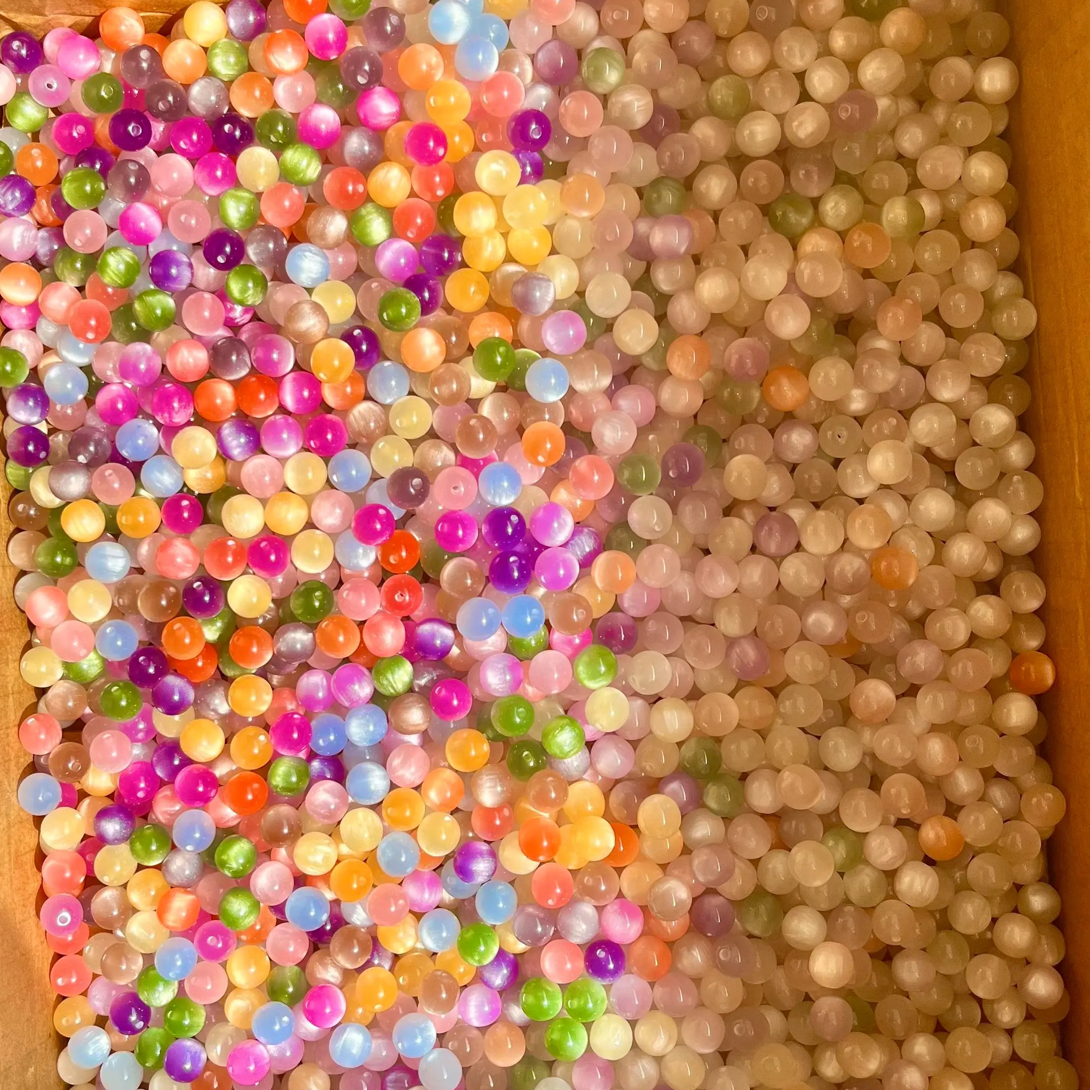 10mm UV Color-Changing Cat Eye Bead Assortment (Beads Bulk), Jewelry Kit with Elastic String, Beading Needle, Spacer Charms for Beaded Necklace DIY (DIY Beading Accessories)