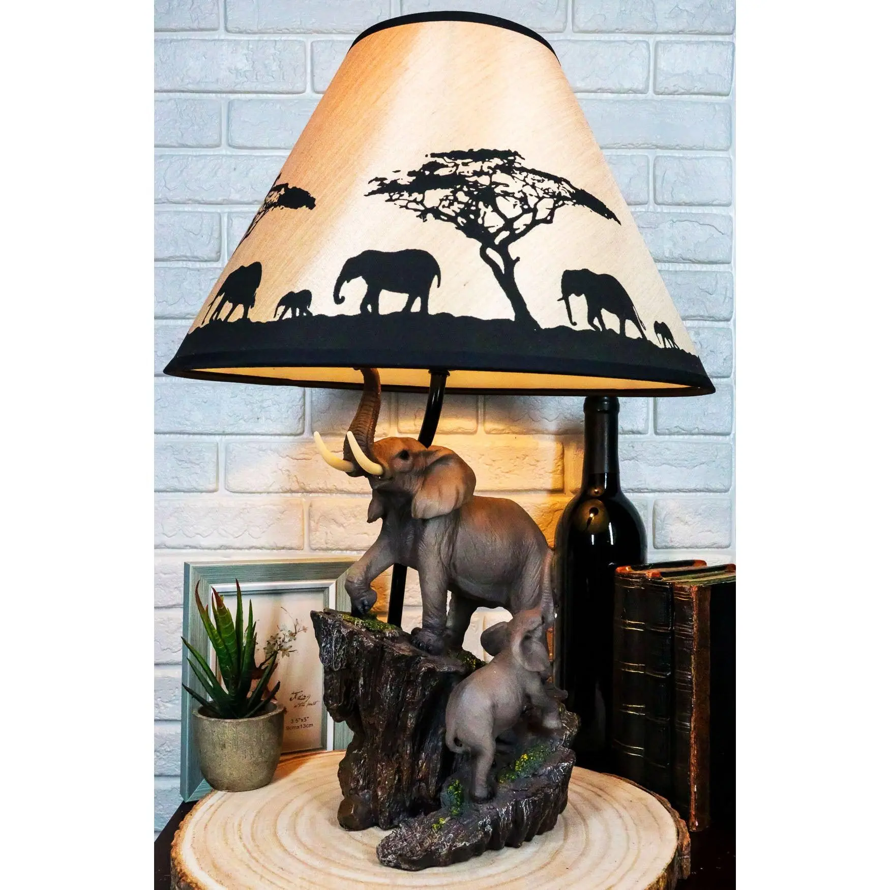 Migration Of The Majestic Elephant Family Safari Desktop Table Lamp Statue Decor