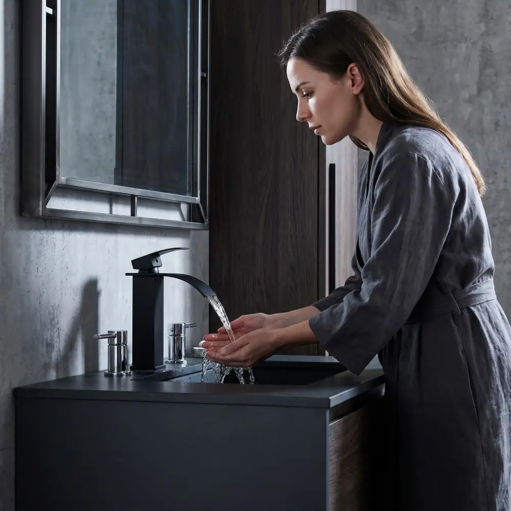 Nordic-style waterfall faucet, single-hole countertop sink faucet for hot and cold water with a 23.62in hose, bathroom vanity sink faucet, modern design