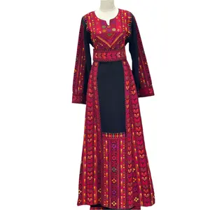 Unique Traditional Embroidered Thoub: Timeless Elegance & Artistry