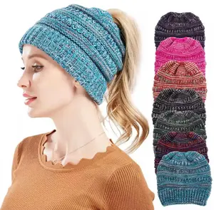 Soft Knit Ponytail Beanie, Messy Bun Beanie, Ponytail Hat, Ponytail Beanie, Winter Hat for Women, Gift for Her, Messy Bun, Winter Beanie