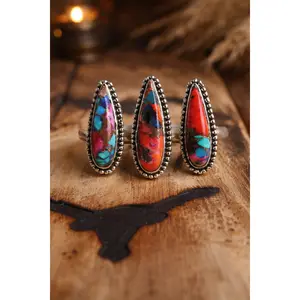 DELILAH OVAL KNUCKLE RING