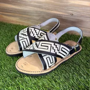 Mexican Crossed Huarache Sandals Summer Footwear Walking Shoes with Unique Tribal Design and Comfortable Sole
