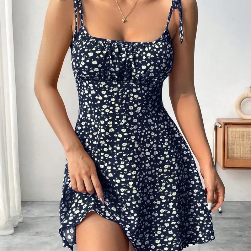 Women's Summer Fashion Chic Backless Spaghetti Strap Boho Bohemian Dress, Casual Wear Fitted Slim Ditsy Floral Dress, Perfect for Vacation Boho Style Clothes