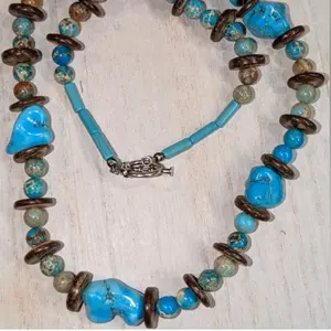 Vintage Native American Chunky Turquoise Necklace with Unique Jasper, Agate & Petrified Wood