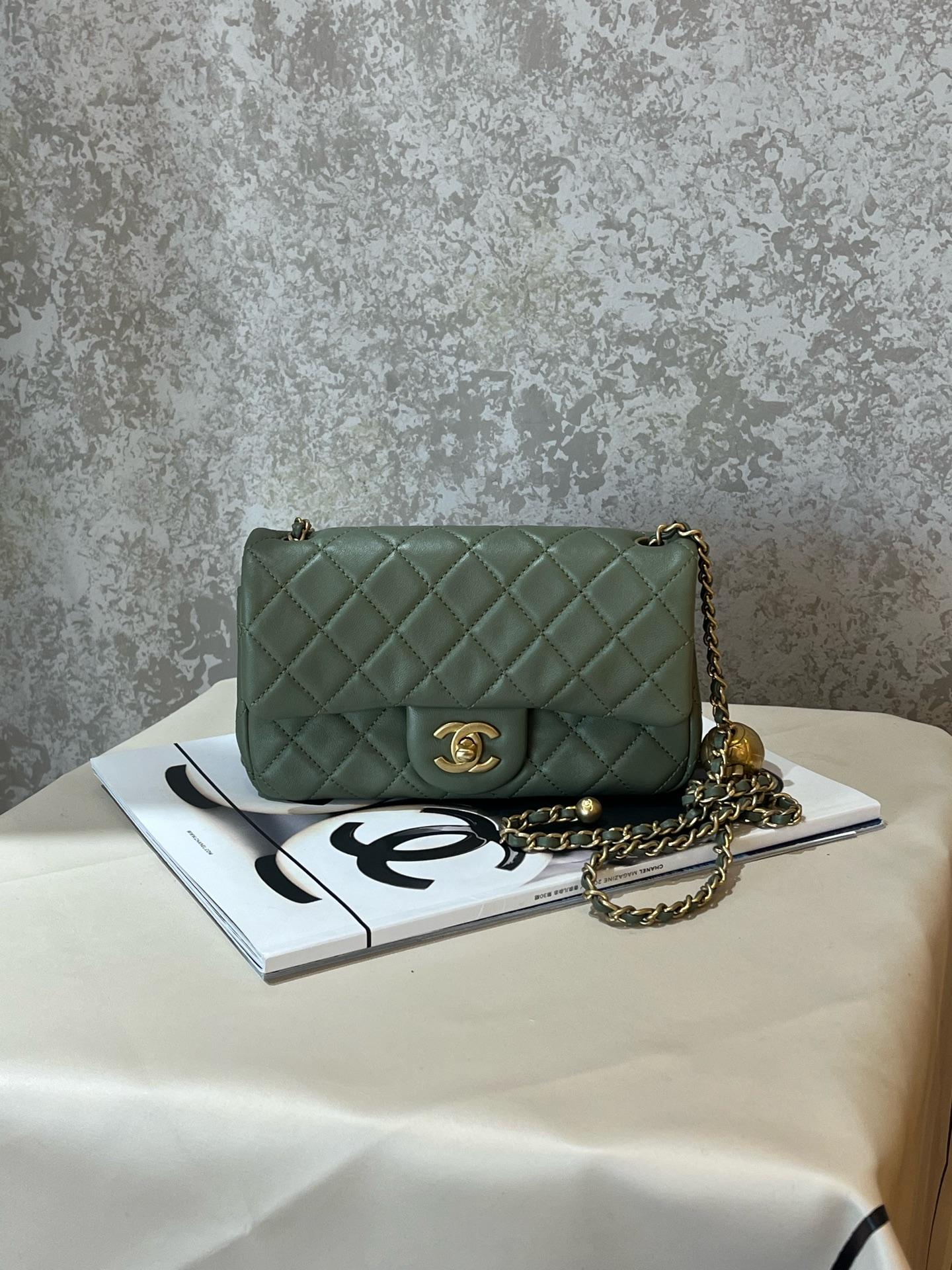 Pre-owned CHANEL Mini Rectangular Classic Flap Bag in avocado green lambskin, featuring the iconic adjustable gold ball chain 1919H0106