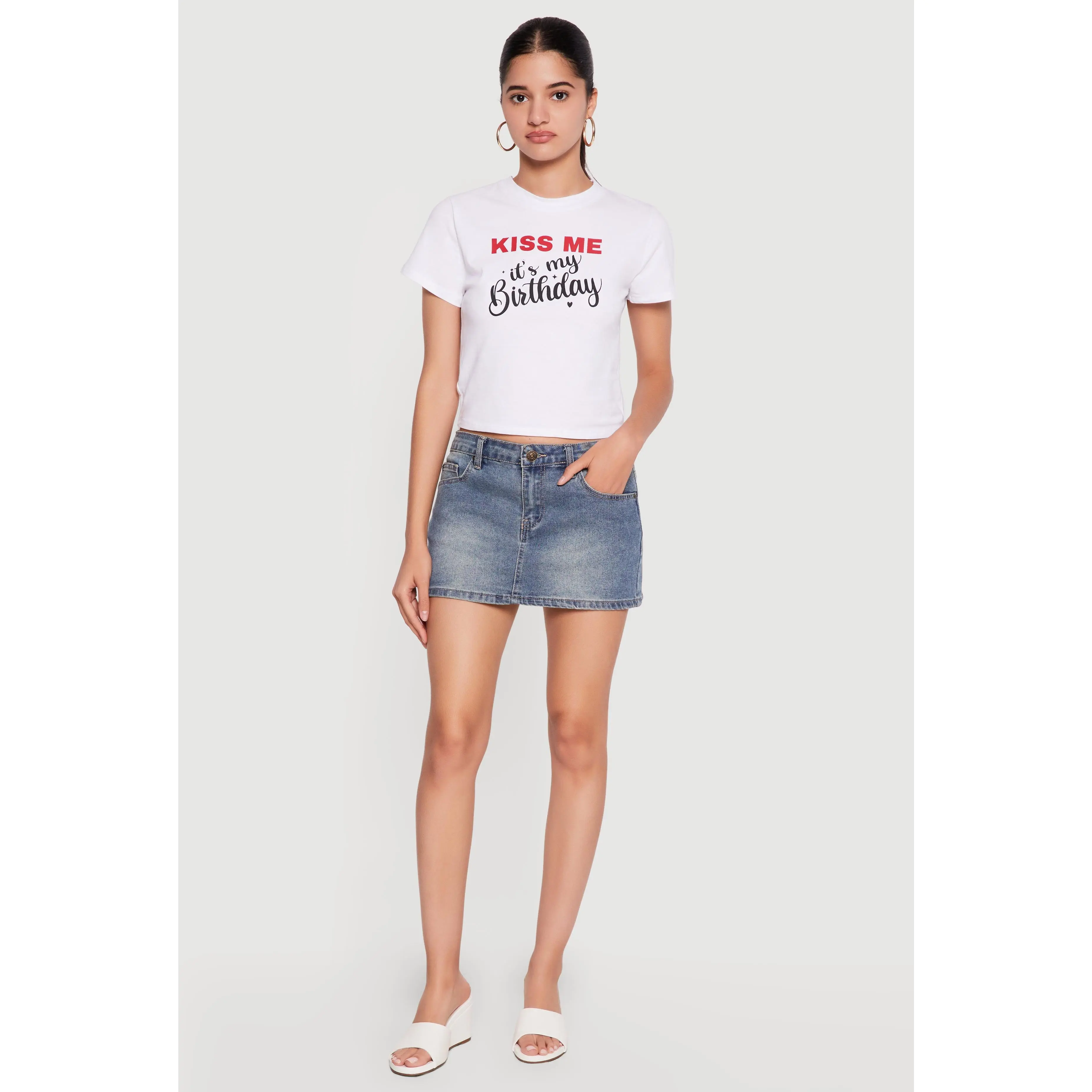 Kiss Me Its My Birthday Graphic Tee