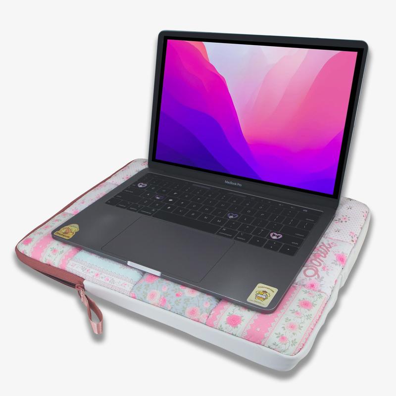 Puffy Laptop Sleeve - Patchwork Cottage