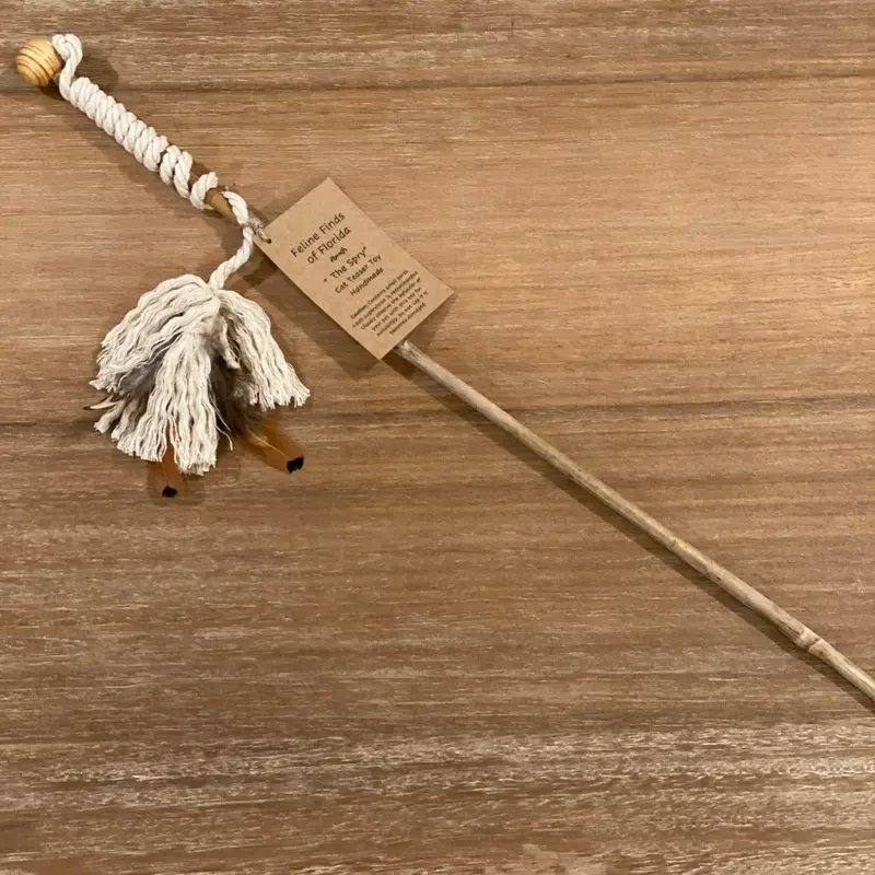 Handmade Bamboo Cat Teaser Wand – Natural Chicken Feather Toy