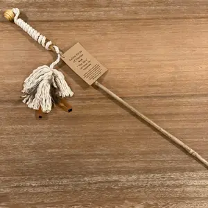 Handmade Bamboo Cat Teaser Wand – Natural Chicken Feather Toy