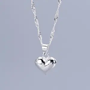 Minimalist temperament heart-shaped peach collarbone chain, fashionable and personalized geometric design, sweet and cool temperament versatile adjustable necklace, gift for friends