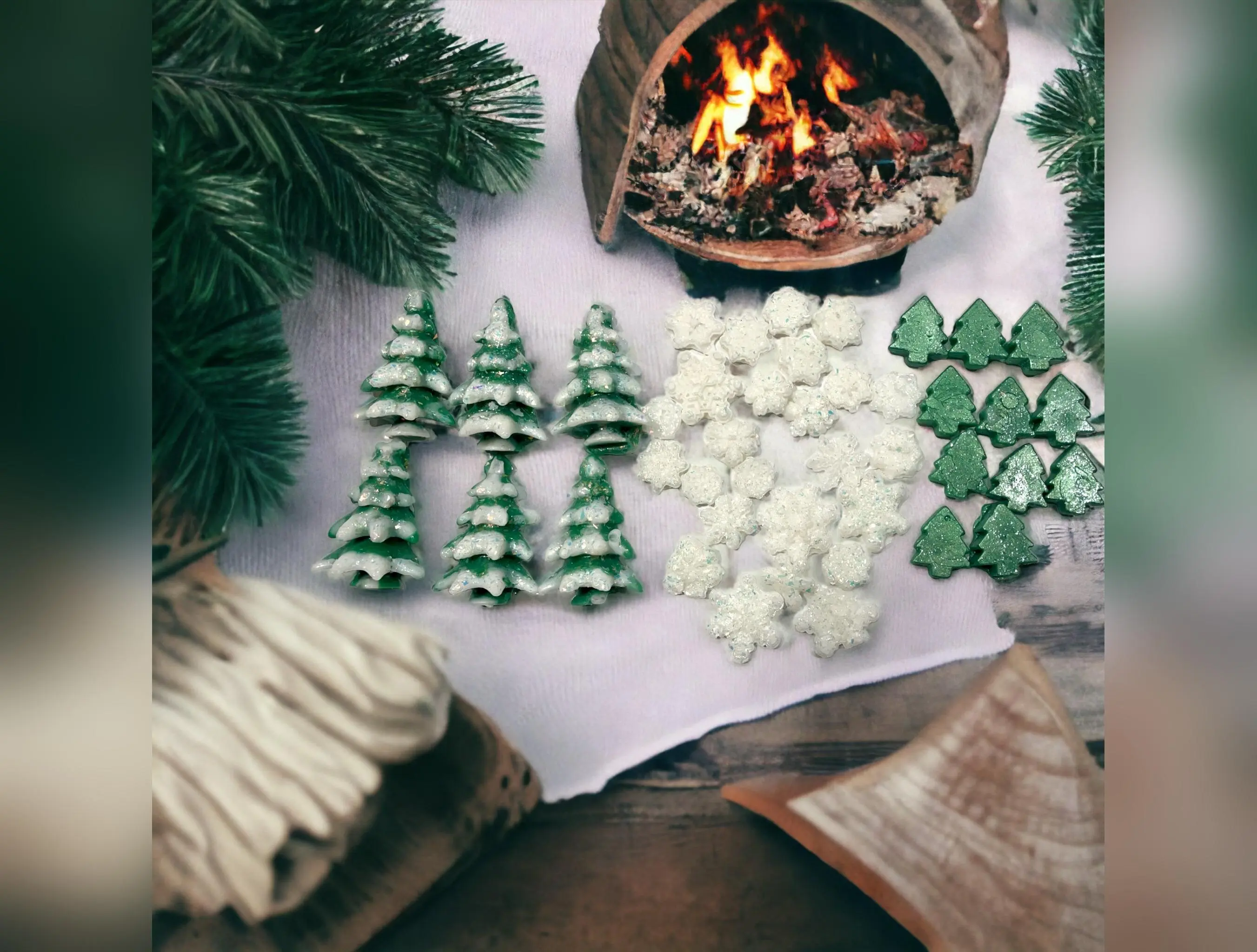 Christmas Tree Wax Melts. 3 Ounces/Soy Wax Melts/Snowflakes/Trees/Strongly Scented Wax Melts/ Wax Tarts for Wax Warmers/Holiday Wax Melts