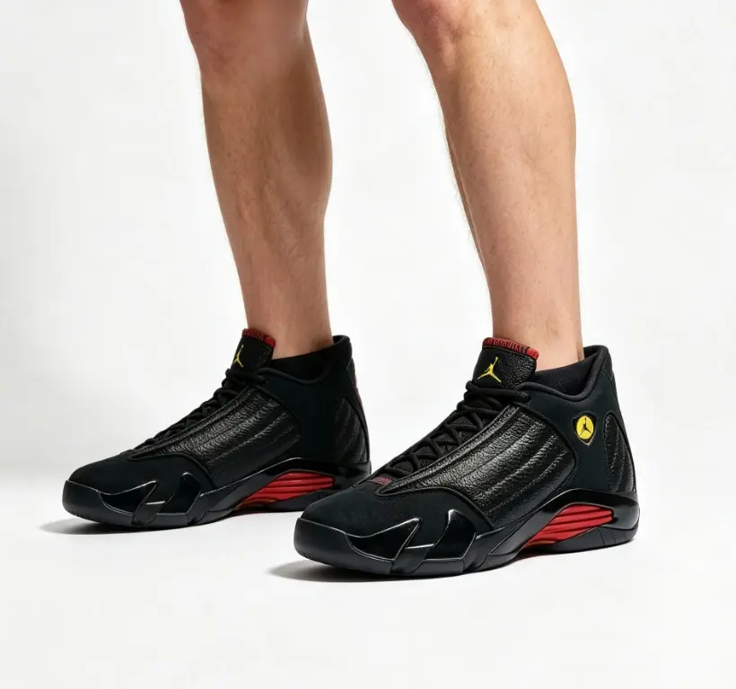 Retro basketball shoes built with woven leather upper, responsive cushioned midsole for court support, black-red-gold tone for hoops & streetwear daily fits