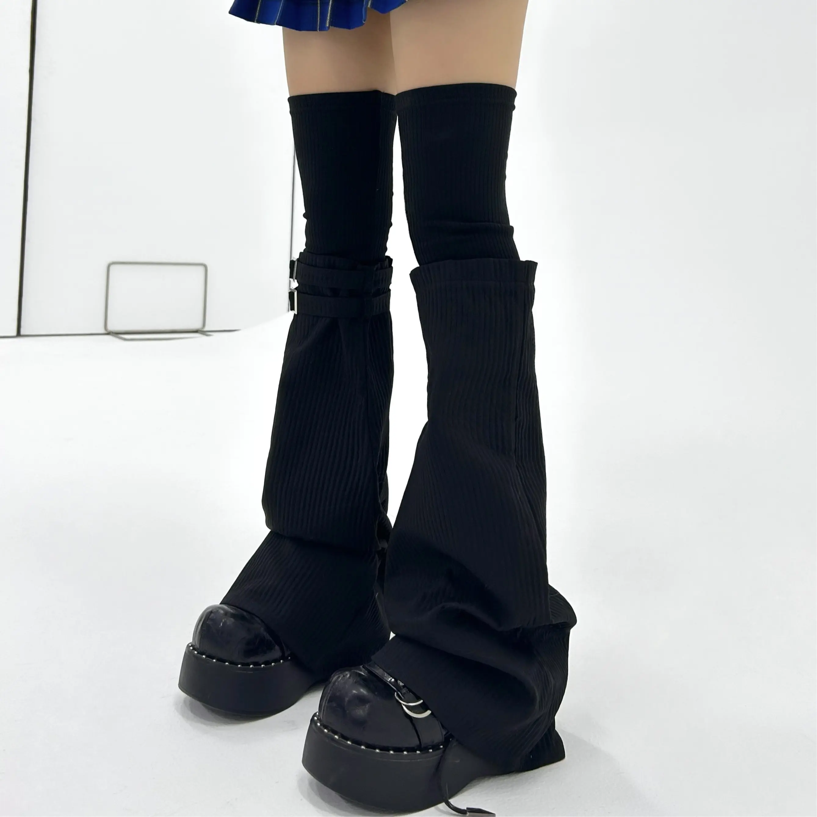 Minimalist High-End Patchwork Fake Layered Knee-High Leg Warmers Unique Stackable Thigh-High Socks Subculture Style Leather Buckle Accent Wide Leg Sheer Sleeves Fashion Statement
