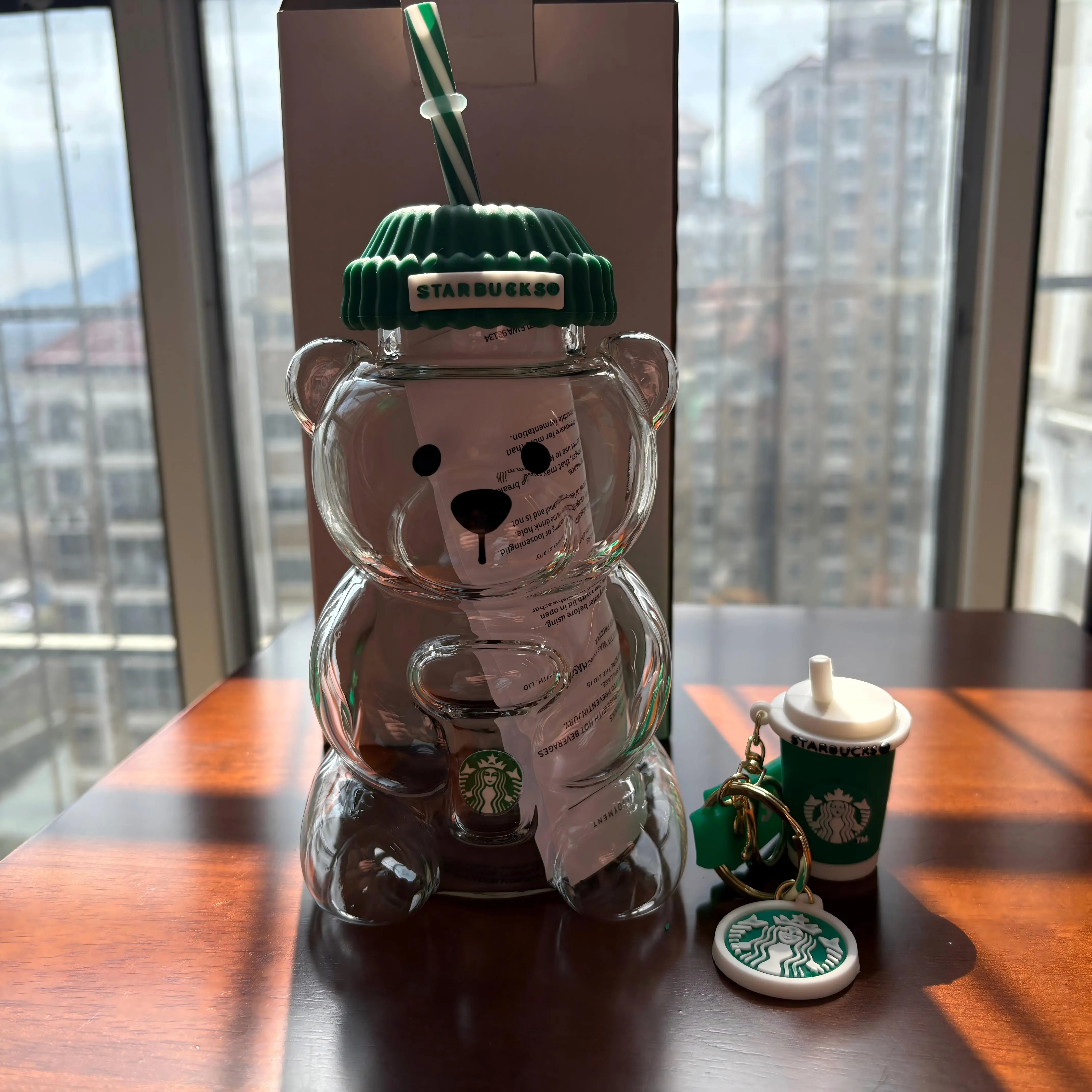 2026 New Stylish Cute Bear Glass Leakproof Water Bottle - Portable, Washable Leak-Proof Tumbler with Lid & Straw, Reusable for Kids, Summer Party Gift for Women