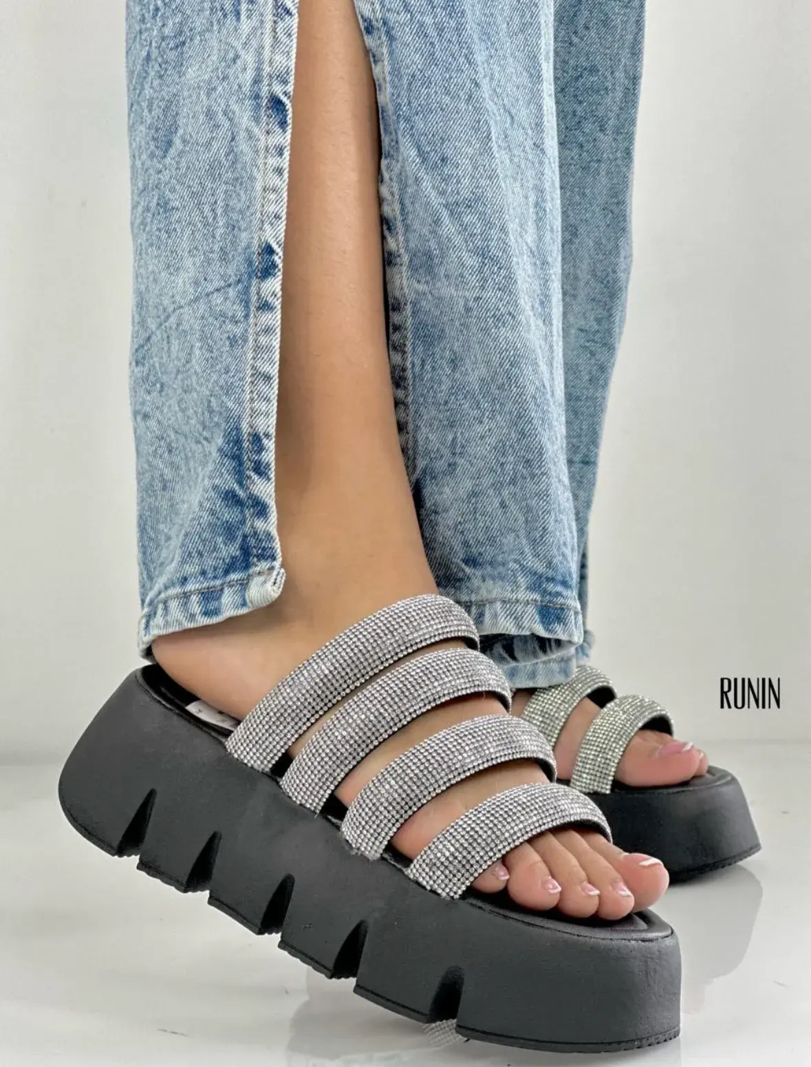 Runin Women's Colombian Open Toe Sandals - Last Unit, 5cm Height, Comfortable, Lightweight Footwear